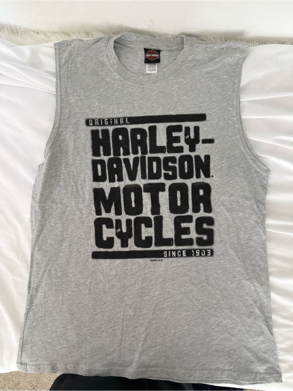 Harley-Davidson Gray Sleeveless Tank with Black Block Logo